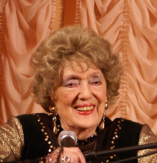 Алла Баянова