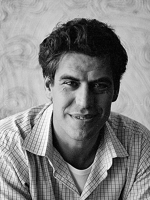 Дмитрий Дюжев