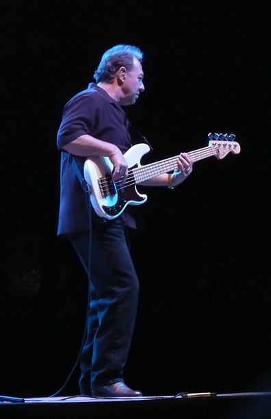 Стю Кук