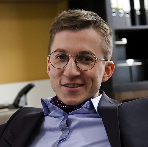 Дмитрий Шаракоис