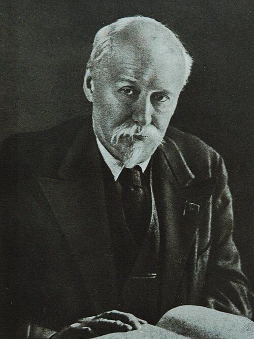 Владимир Комаров